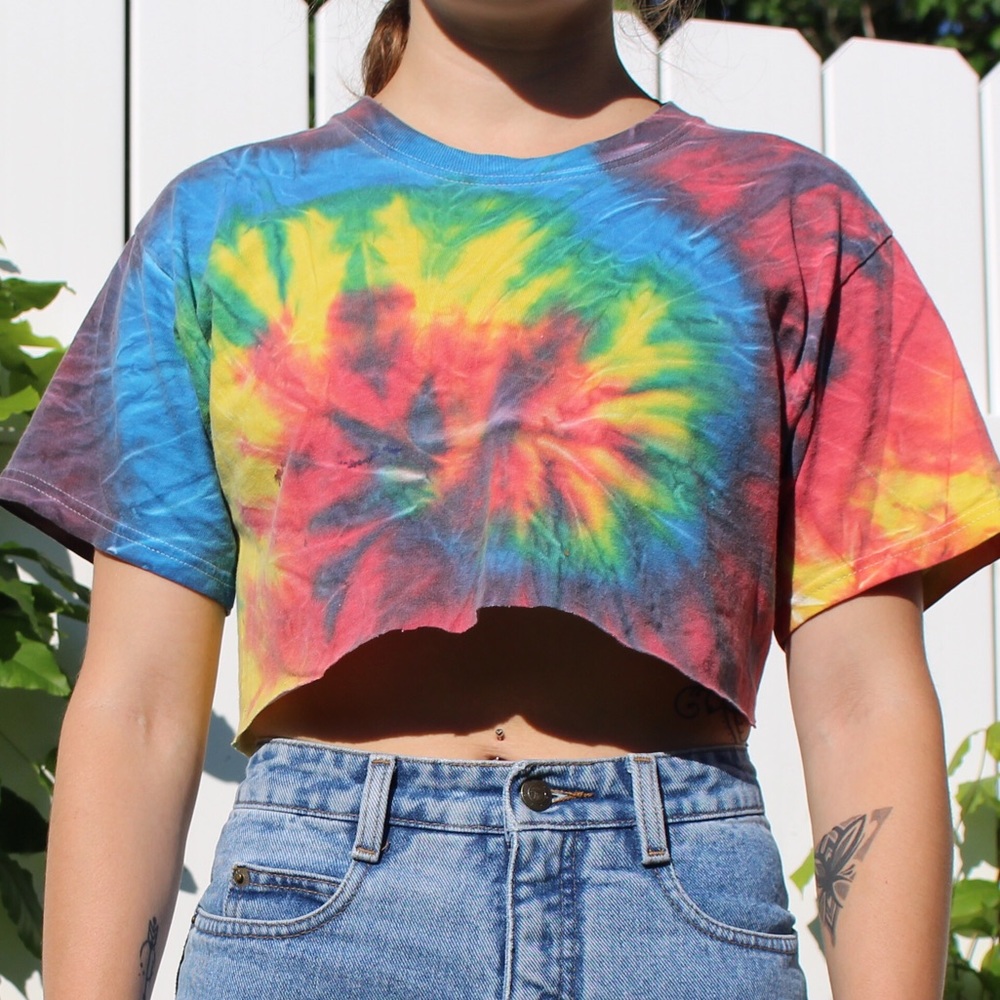 Raw cropped tie dyed t shirt